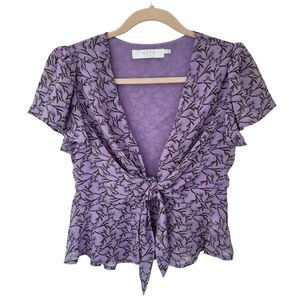 Astr The Label Purple Floral Blouse Front Tie Short Sleeve Deep V-neck